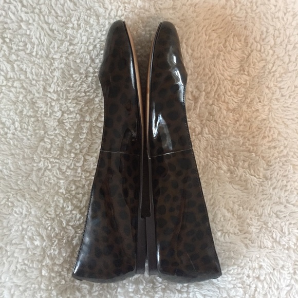 Ann Taylor Animal Print Flats - Picture 4 of 8
